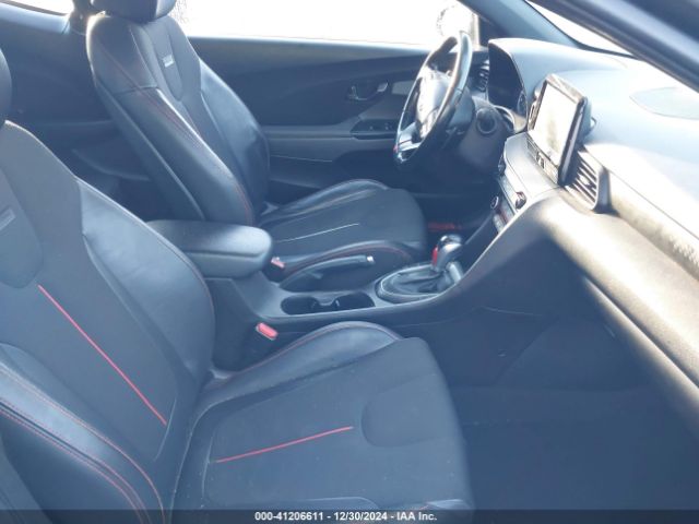 KMHTG6AF3KU013055 Hyundai Veloster 2.0 Premium
