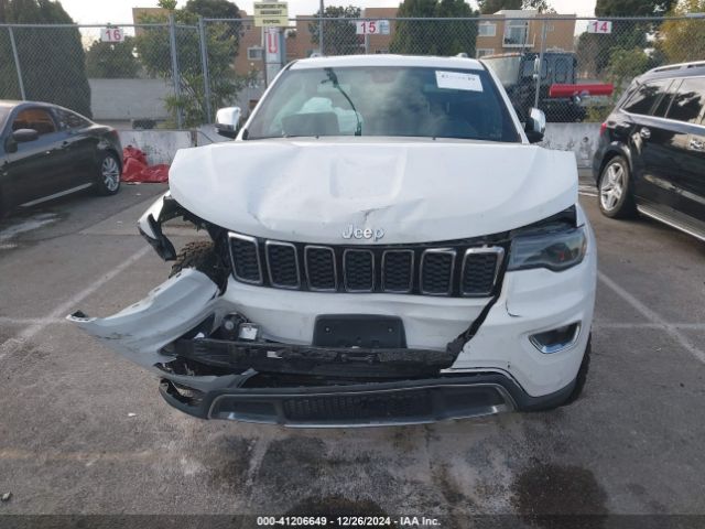 1C4RJEBG1JC131742 Jeep Grand Cherokee Limited 4x2
