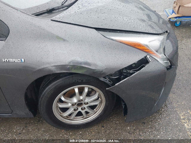 JTDKBRFU7H3576843 Toyota Prius Two