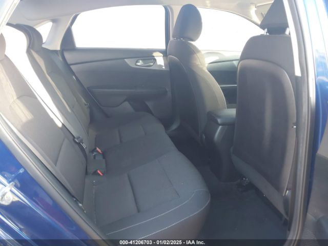 3KPF24AD5KE118830 KIA Forte Lxs