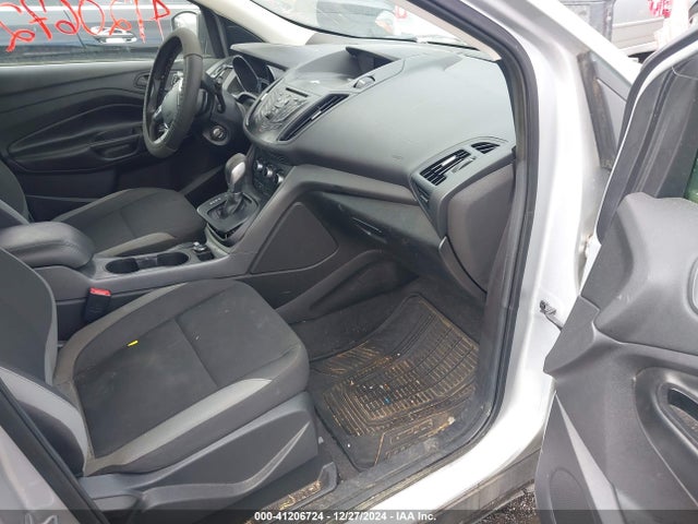 1FMCU0F70EUA89702 Ford ESCAPE S