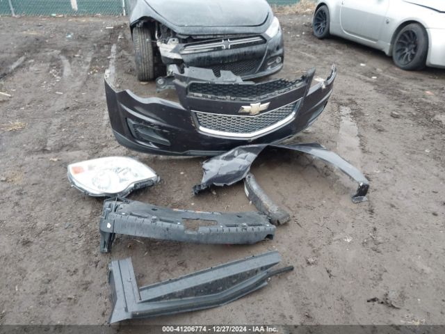 1GNFLFEK0FZ143895 Chevrolet EQUINOX 1LT