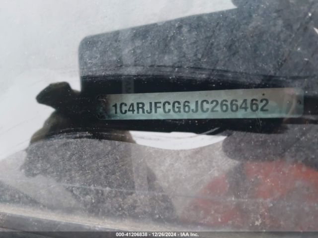 1C4RJFCG6JC266462 Jeep Grand Cherokee Overland 4x4