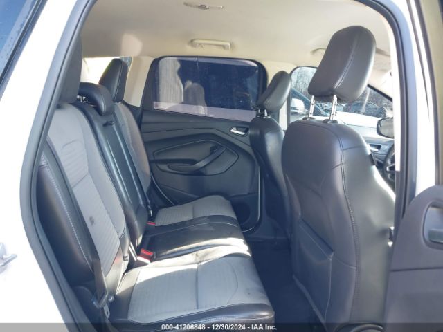 1FMCU9GD5JUB29632 Ford ESCAPE SE