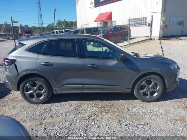 1FMCU0MN3PUA25660 Ford Escape St-line