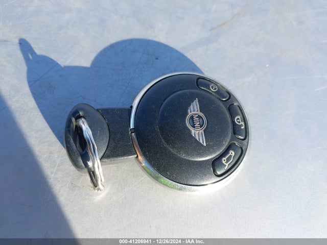 2011 MINI COOPER WMWSU3C54BT251365 Photo 10