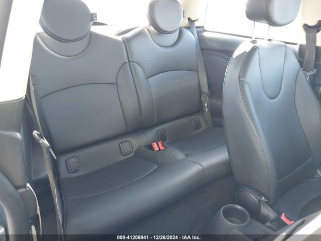 2011 MINI COOPER WMWSU3C54BT251365 Photo 7