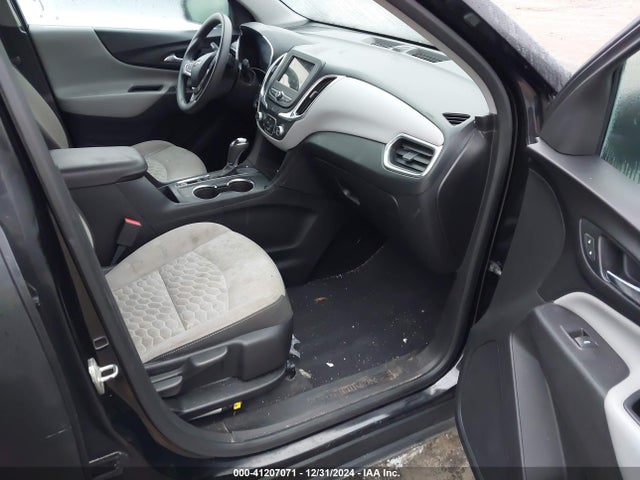 Chevrolet EQUINOX LS 2019 2GNAXHEV2K6270853 Image 5