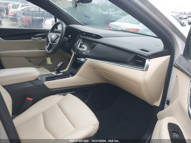 2018 CADILLAC XT5 1GYKNARS3JZ205629 Photo 4