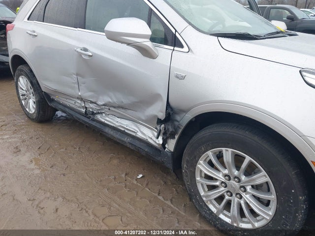 2018 CADILLAC XT5 1GYKNARS3JZ205629 Photo 5