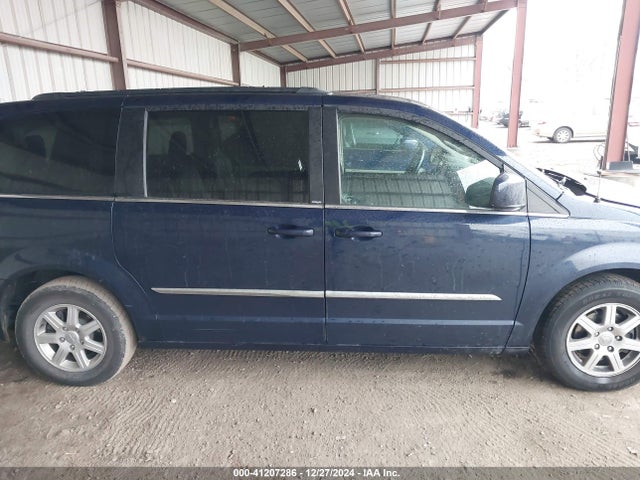 2012 Chrysler Town & Country Touring მანქანა იყიდება აუქციონზე, vin: 2C4RC1BG3CR410977, აუქციონის ნომერი: 41207286