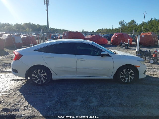 Honda CIVIC EX 2017 19XFC2F70HE021581 Image 13