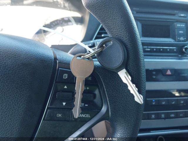 5NPE24AF3FH250256 Hyundai SONATA SE