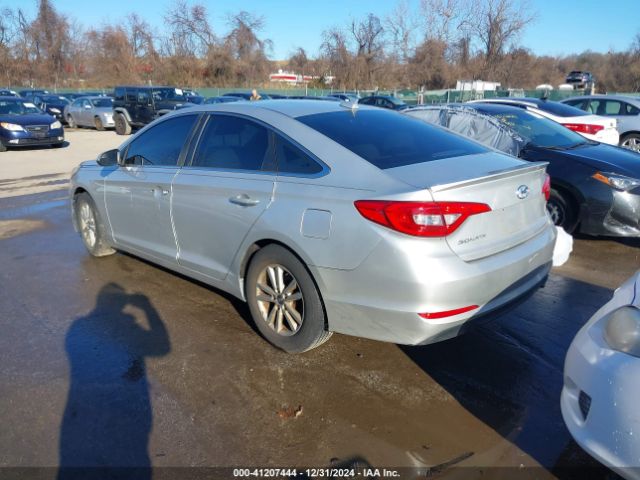 5NPE24AF3FH250256 Hyundai SONATA SE
