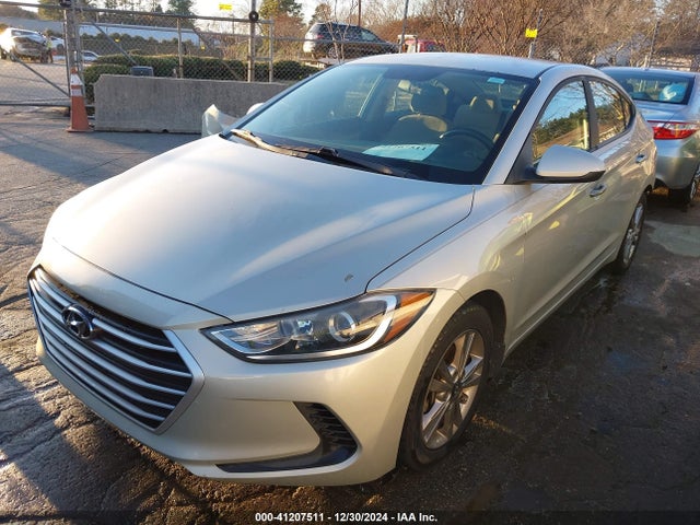 5NPD84LF3HH154055 Hyundai ELANTRA SE