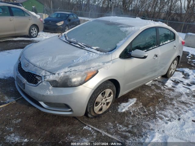 KNAFK4A63E5142364 KIA FORTE LX