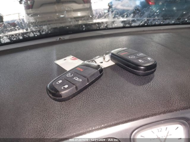 2C3CCAEG1KH593645 Chrysler 300 Limited