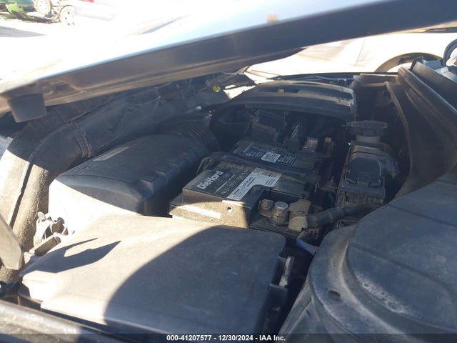 Hyundai Elantra Limited 2017 5NPD84LF1HH035405 Image 10