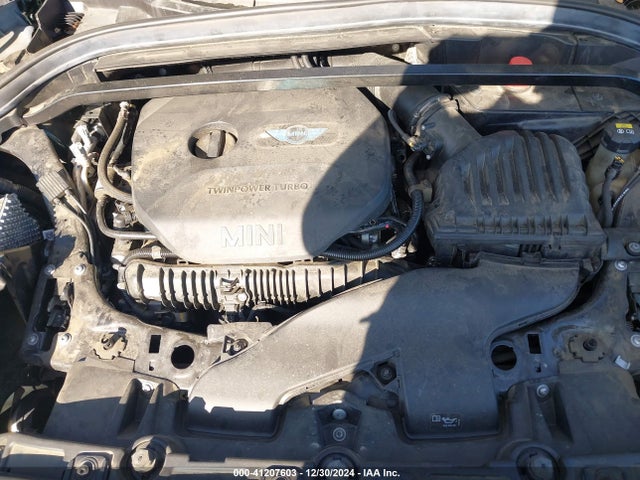 2018 MINI COUNTRYMAN WMZYT5C38J3D82522 Photo 9