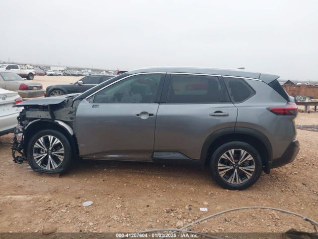 5N1BT3BA4PC691450 Nissan Rogue Sv Fwd