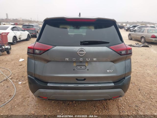 5N1BT3BA4PC691450 Nissan Rogue Sv Fwd