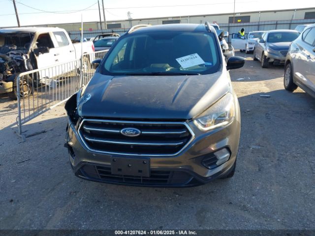 1FMCU0GD7JUD36809 Ford ESCAPE SE