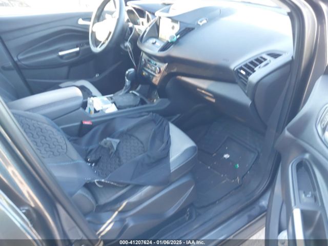 1FMCU0GD7JUD36809 Ford ESCAPE SE