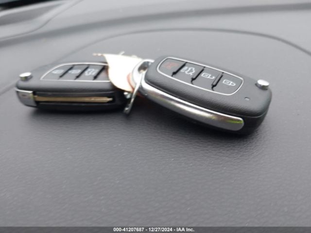 5NPE24AF5KH807680 Hyundai SONATA SE