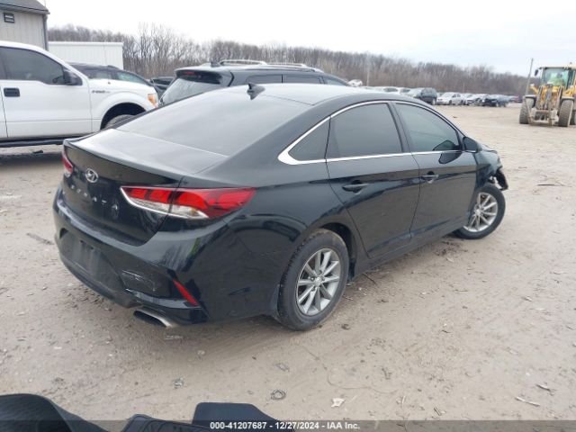5NPE24AF5KH807680 Hyundai SONATA SE