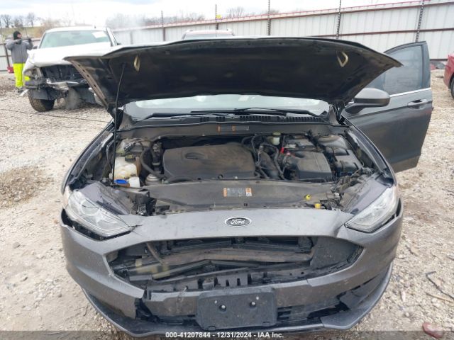 3FA6P0HD6HR299637 Ford FUSION SE