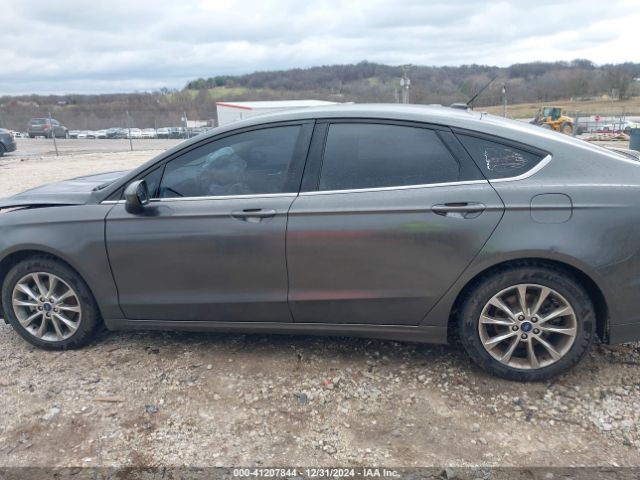 3FA6P0HD6HR299637 Ford FUSION SE