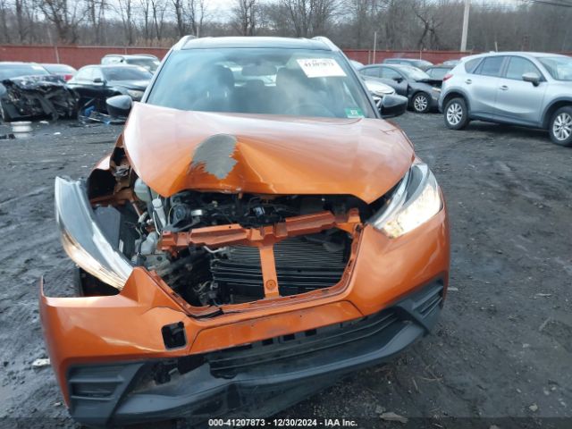 3N1CP5CUXJL526793 Nissan KICKS SV