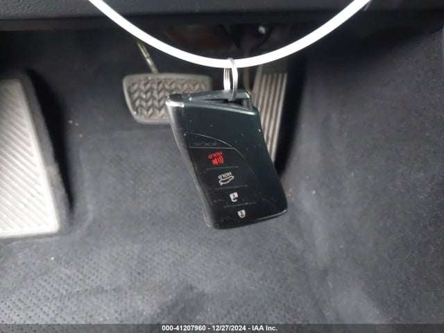 Lexus ES 350 2020 58ADZ1B19LU060380 Image 11