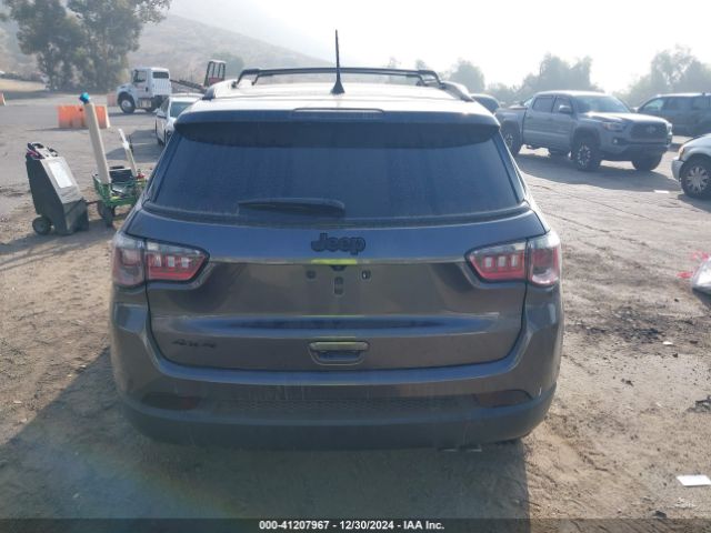 3C4NJDBB6NT227843 Jeep Compass Altitude 4x4