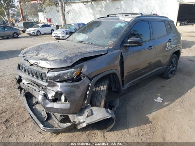 3C4NJDBB6NT227843 Jeep Compass Altitude 4x4