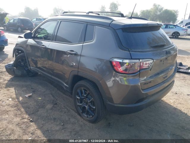 3C4NJDBB6NT227843 Jeep Compass Altitude 4x4
