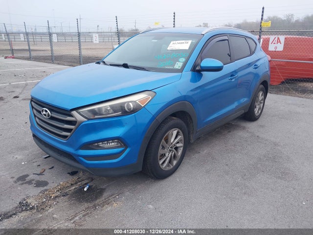 Hyundai TUCSON SE 2016 KM8J33A47GU090776 Image 2