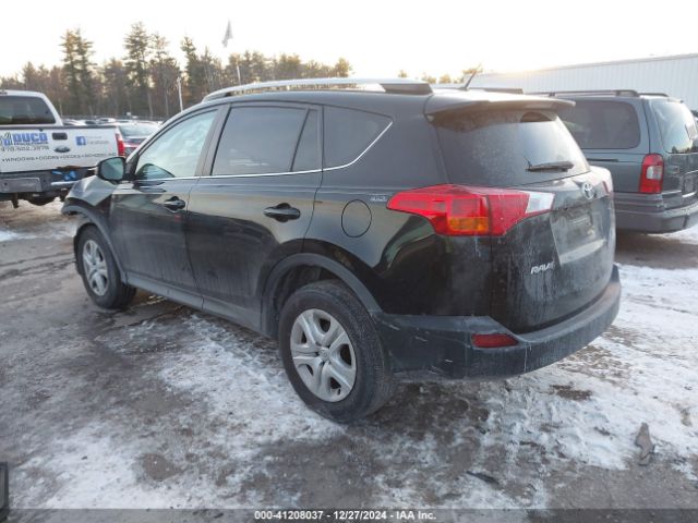 2T3BFREV9EW160185 Toyota RAV4 LE