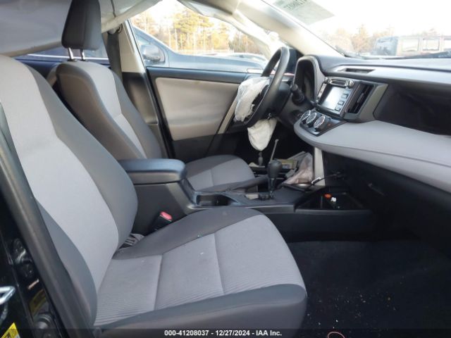 2T3BFREV9EW160185 Toyota RAV4 LE