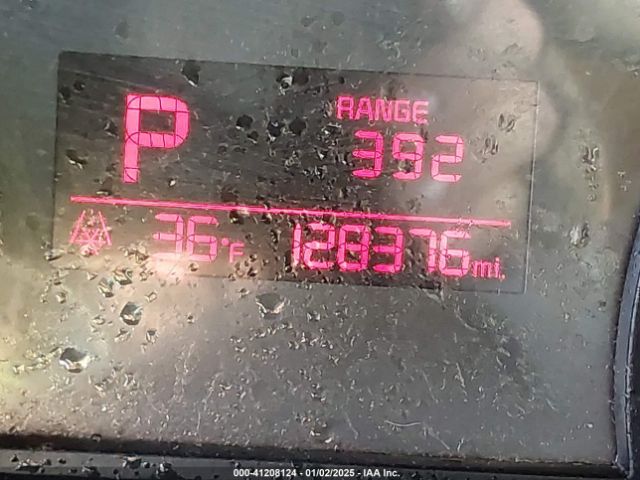 KNDMB5C18F6067710 KIA SEDONA LX