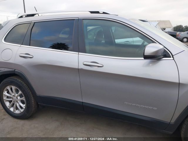 1C4PJMCX8KD364951 Jeep Cherokee Latitude 4x4