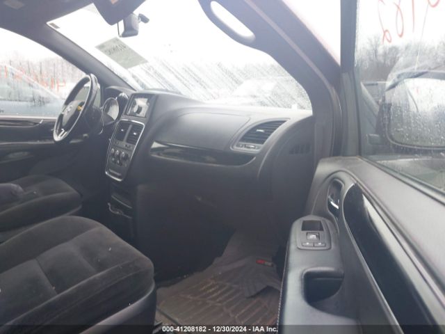 2C4RDGBG1GR170205 Dodge Grand Caravan Se Plus