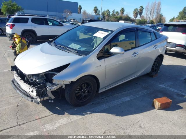 JTDKARFU9G3022141 Toyota Prius Three Touring