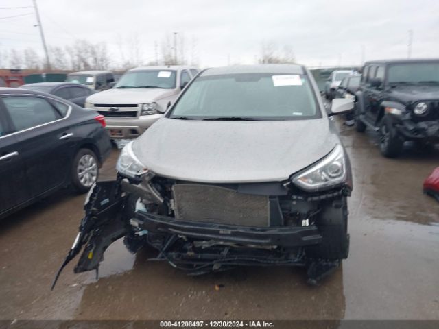 5NMZTDLB4HH036370 Hyundai Santa Fe Sport 2.4l