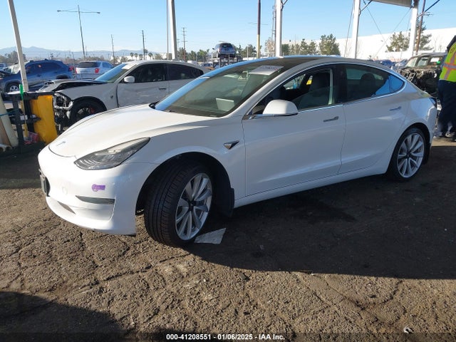 2019 TESLA MODEL 3 5YJ3E1EA7KF437908 Photo 1