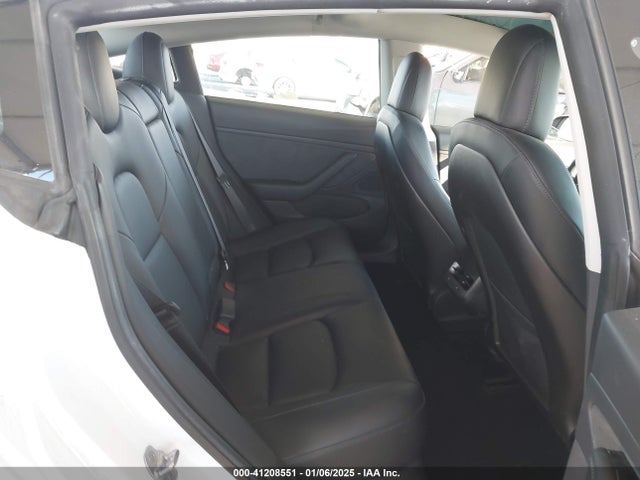 2019 TESLA MODEL 3 5YJ3E1EA7KF437908 Photo 7