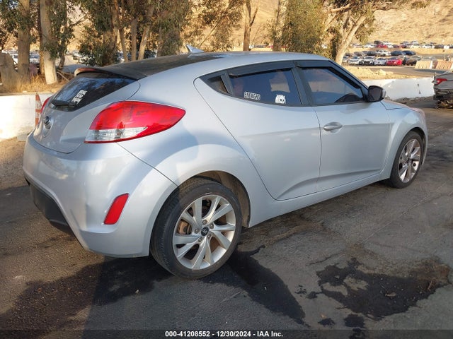 Hyundai Veloster 2017 KMHTC6AD5HU308077 Image 4