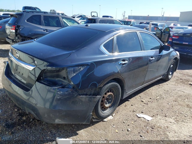 Nissan Altima 2.5 S 2015 1N4AL3AP2FN308118 Image 4