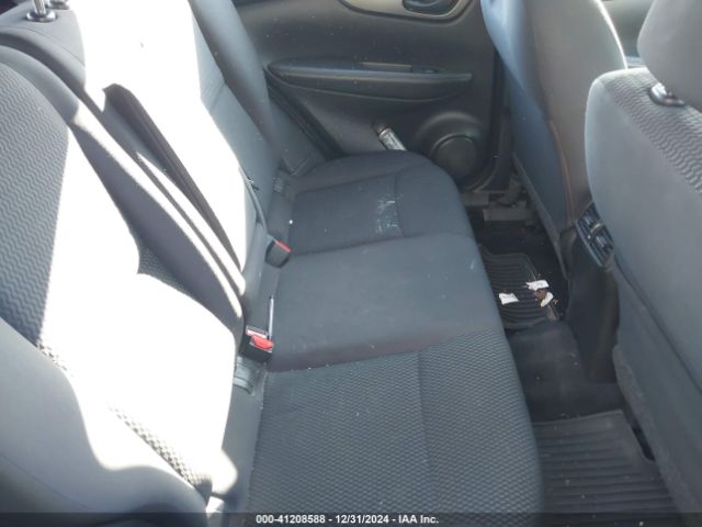 JN1BJ1CR6JW203188 Nissan Rogue Sport S
