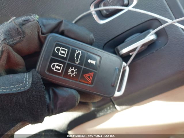 YV1612TB8F1317957 Volvo S60 T5 Premier